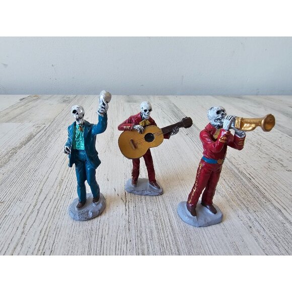 Lemax skeleton band musical drinking people accessory Halloween set guitar - Picture 1 of 11